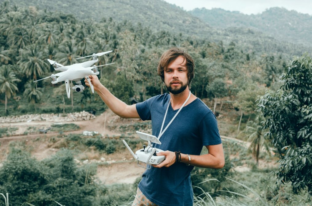 Adanada 4K Kalitesinde Havadan Görüntüleme ile Şehrinizi Zirveden Tanıtın